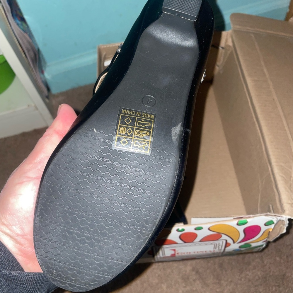 Black Mary Jane Low Heel Shoes - Picture 2 of 3